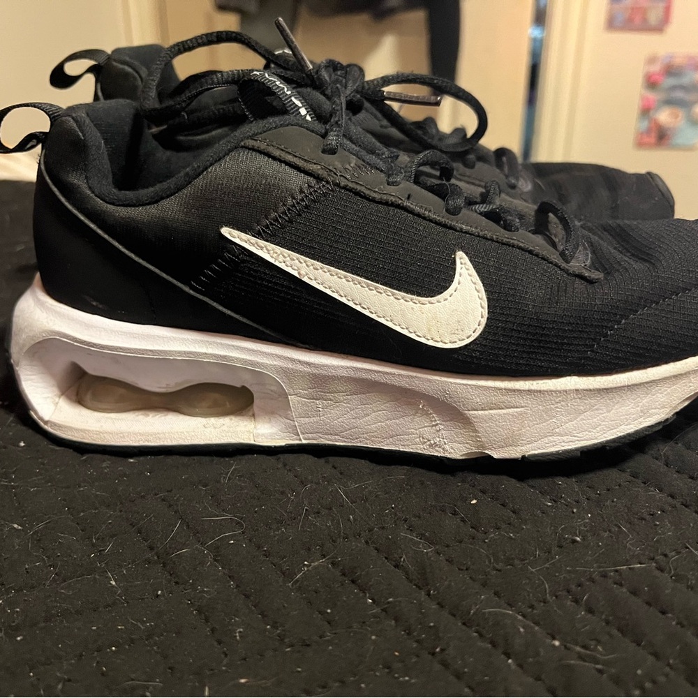 Nike Black and White Athletic Shoes